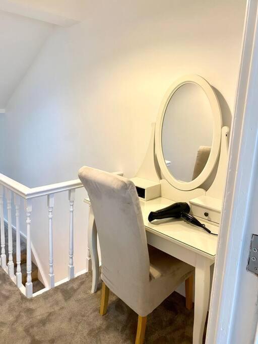Eden Stay 5 Bedroom House Моркем Екстер'єр фото