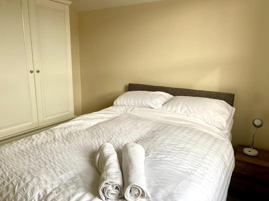Eden Stay 5 Bedroom House Моркем Екстер'єр фото